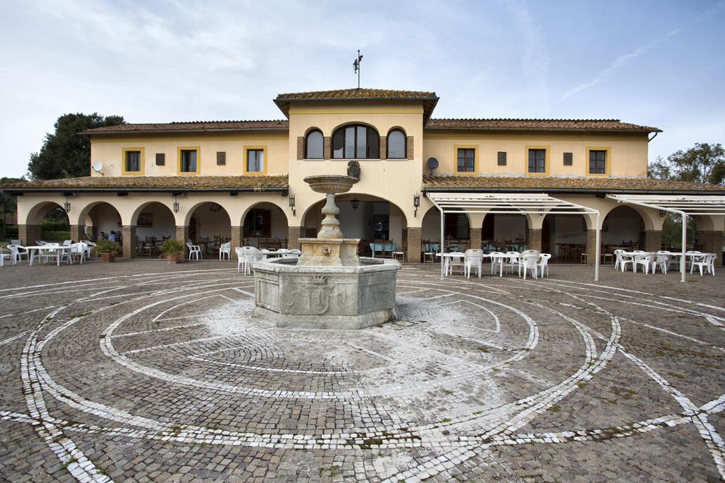 Agriturismo Pian Di Spille - Golf Villa Tarquinia Exterior photo